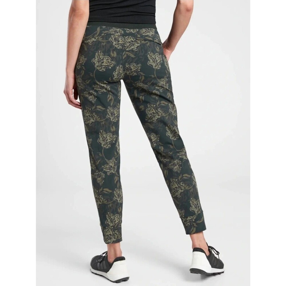 Athleta Trekkie North Printed Jogger Terra Firma Olive Size 24Drawstring Pockets - Picture 3 of 5